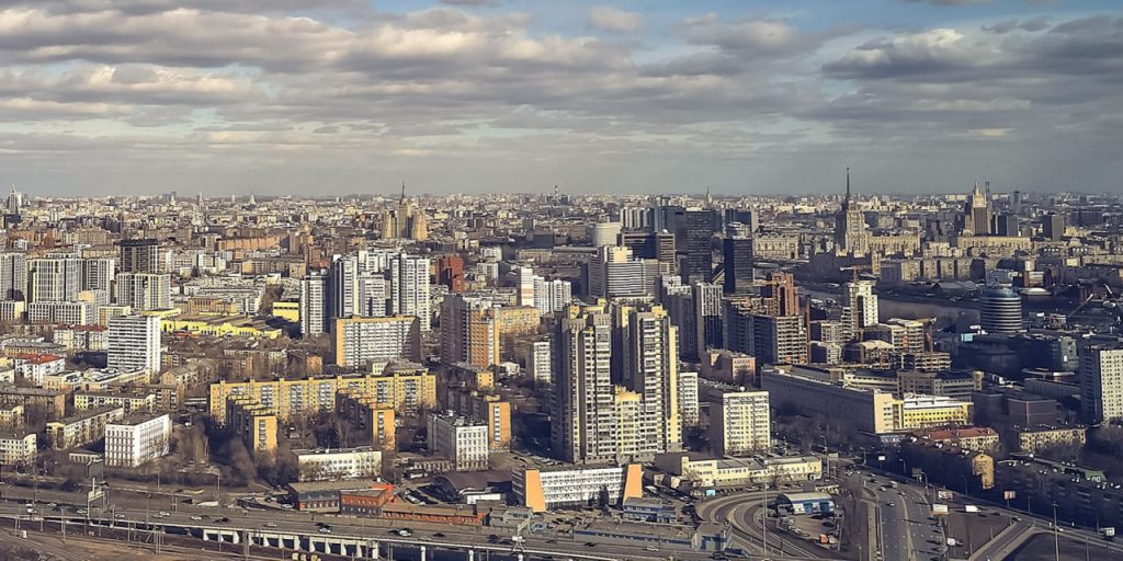Собянин: Москва выделит гранты на изменение внешнего архитектурного решения торговых центров